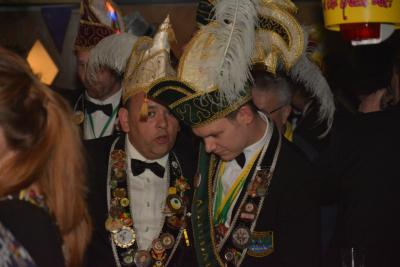 2015 Vrijdagavond sleuteloverhandiging 